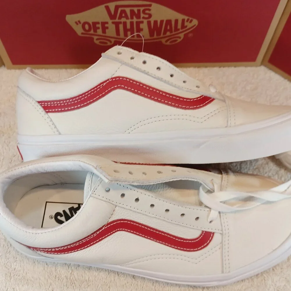 Vans Men's 7/Women's 8.5 Old Skool Leather Pop White/Chili Pepper VN0A5AO92HL